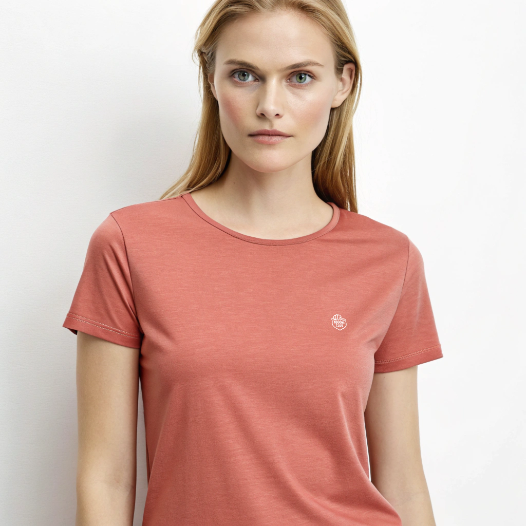 Organic cotton 1800m Club Tee, alpine lifestyle graphic, screenprinted in Arosa, Switzerland.